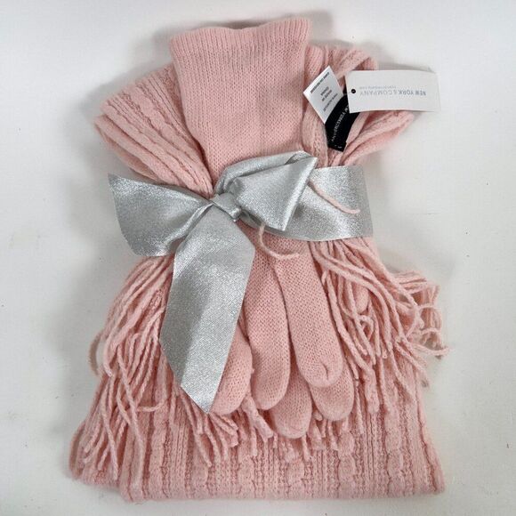 Womens NY & Co Pink Coquette Cottagecore Winter Knit Barbiecore Scarf Gloves Set - Picture 1 of 5